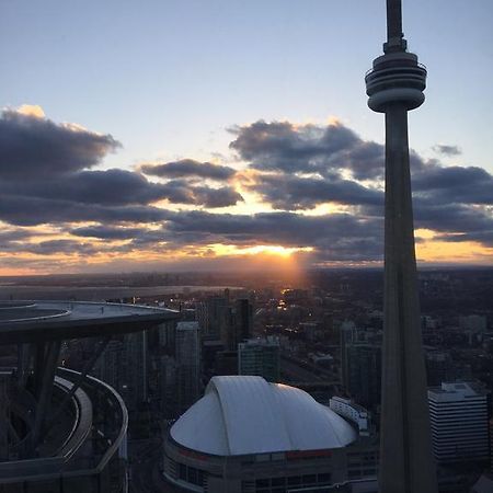 Ihost Suites Ice Condo Toronto Luaran gambar