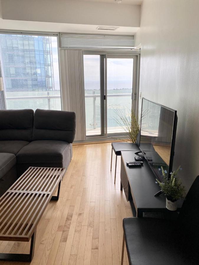 Ihost Suites Ice Condo Toronto Luaran gambar