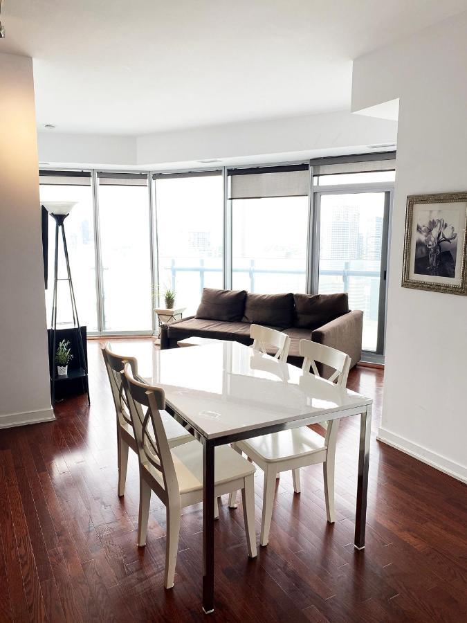 Ihost Suites Ice Condo Toronto Luaran gambar