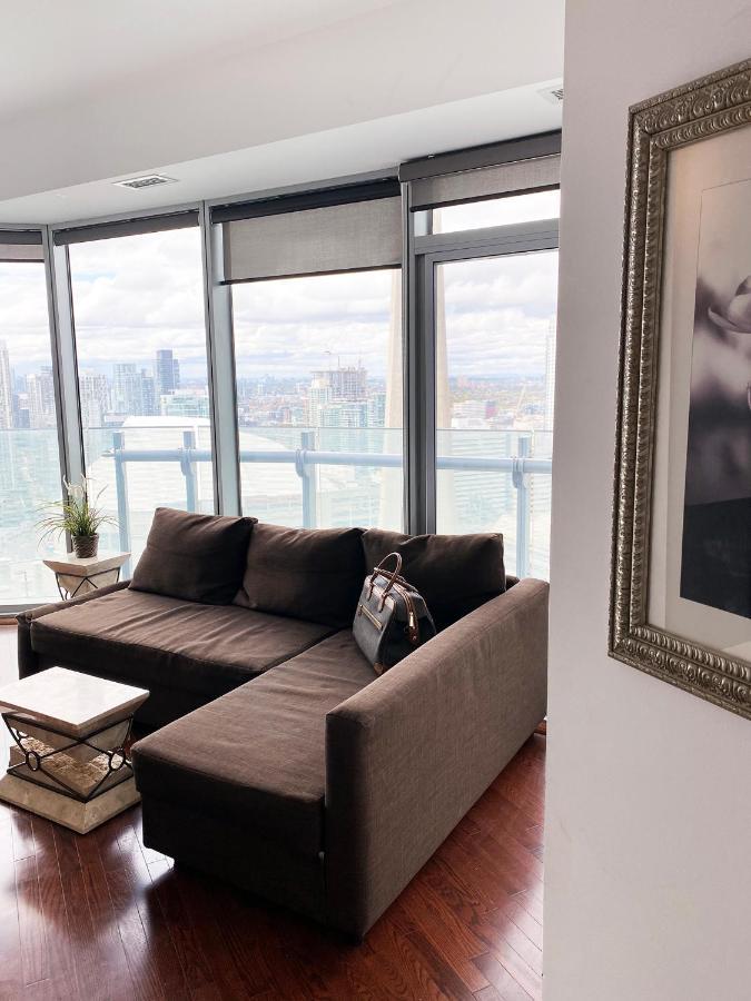 Ihost Suites Ice Condo Toronto Luaran gambar