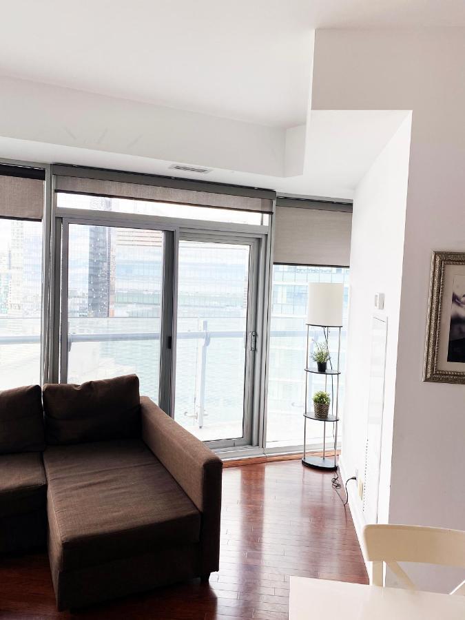 Ihost Suites Ice Condo Toronto Luaran gambar