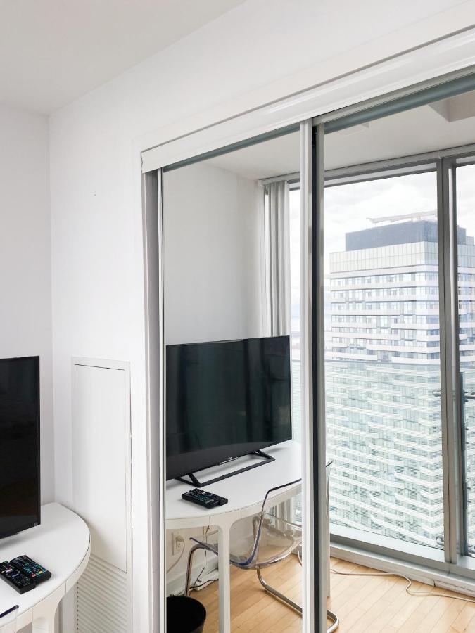 Ihost Suites Ice Condo Toronto Luaran gambar