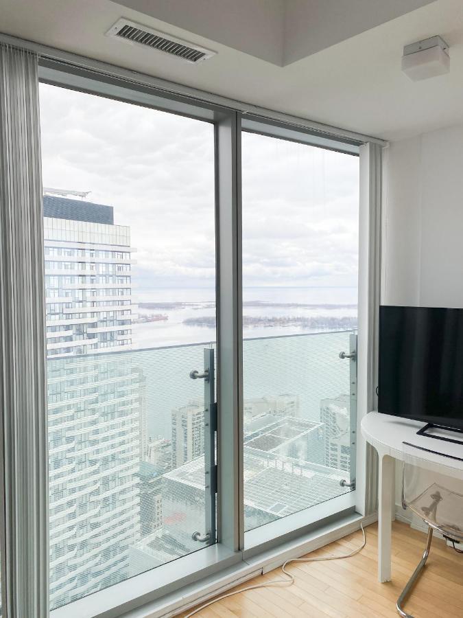 Ihost Suites Ice Condo Toronto Luaran gambar