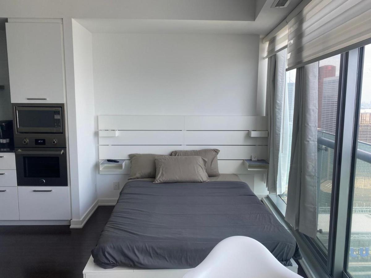 Ihost Suites Ice Condo Toronto Luaran gambar