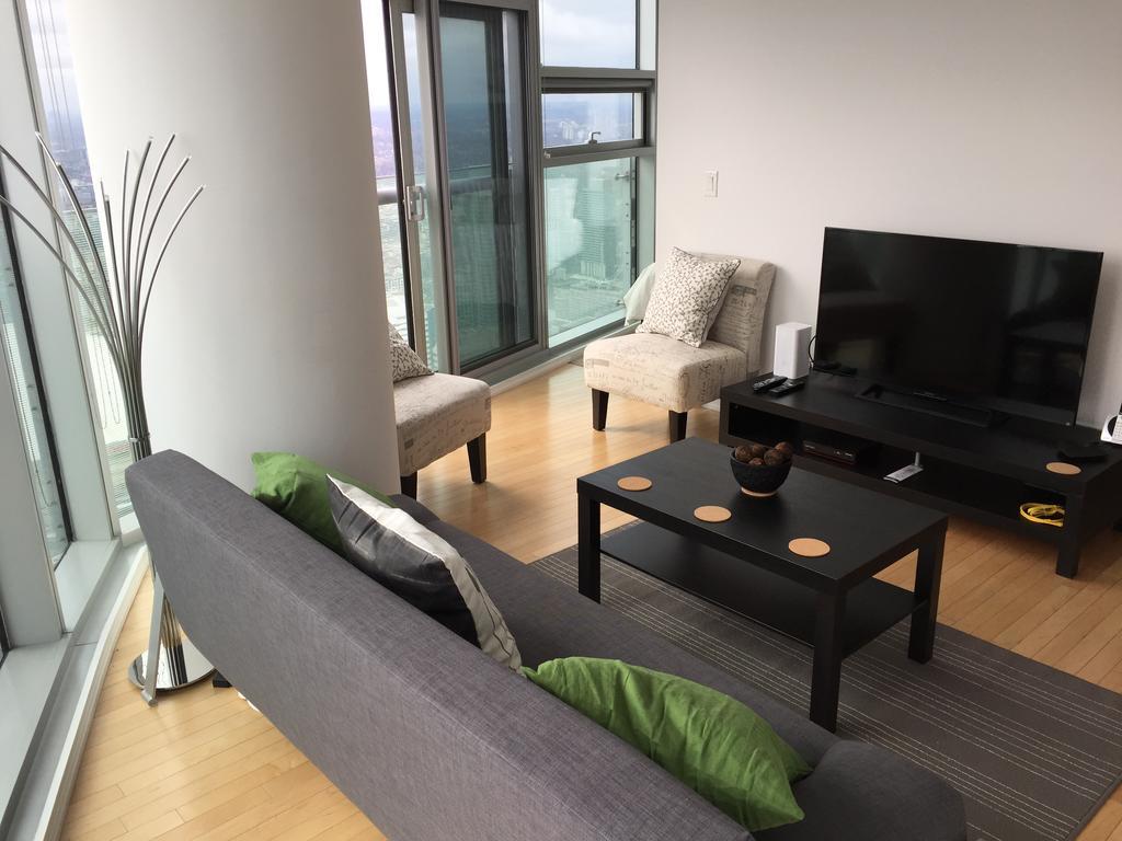 Ihost Suites Ice Condo Toronto Luaran gambar